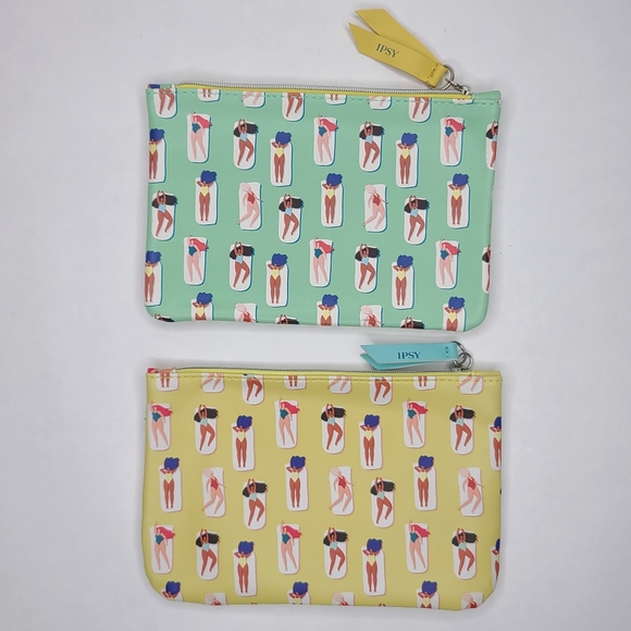 2 Ipsy  Makeup Bag people sunbathing - Picture 2 of 7